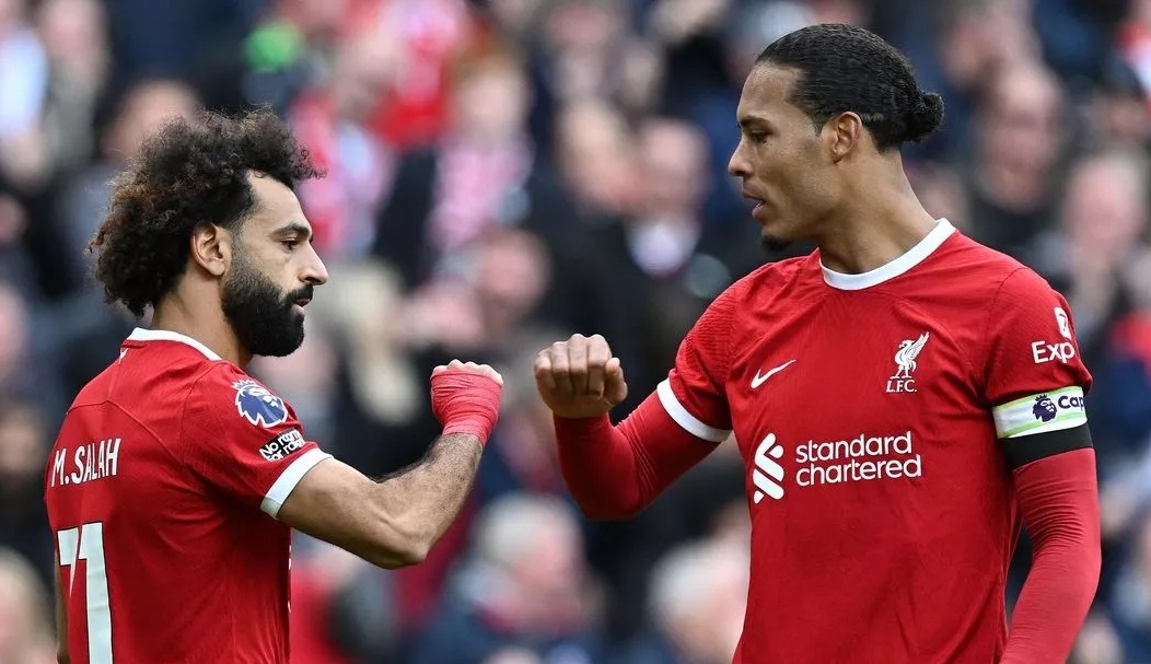 亚博-领先优势明显首场状态出色，G2观众沸腾！，萨拉赫重返赛场赛场气氛高涨-亚博